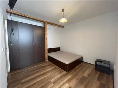 Garsoniera, cu Terasa, Parcare in strada, zona Grivitei