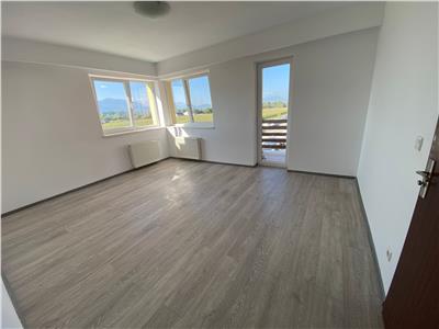 Apartament cu 2 camere, 55mp, Decomandat, cu Parcare, Subcetate